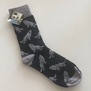 WWF wolf socks *bundle 3 for $15, 5 for $20!*